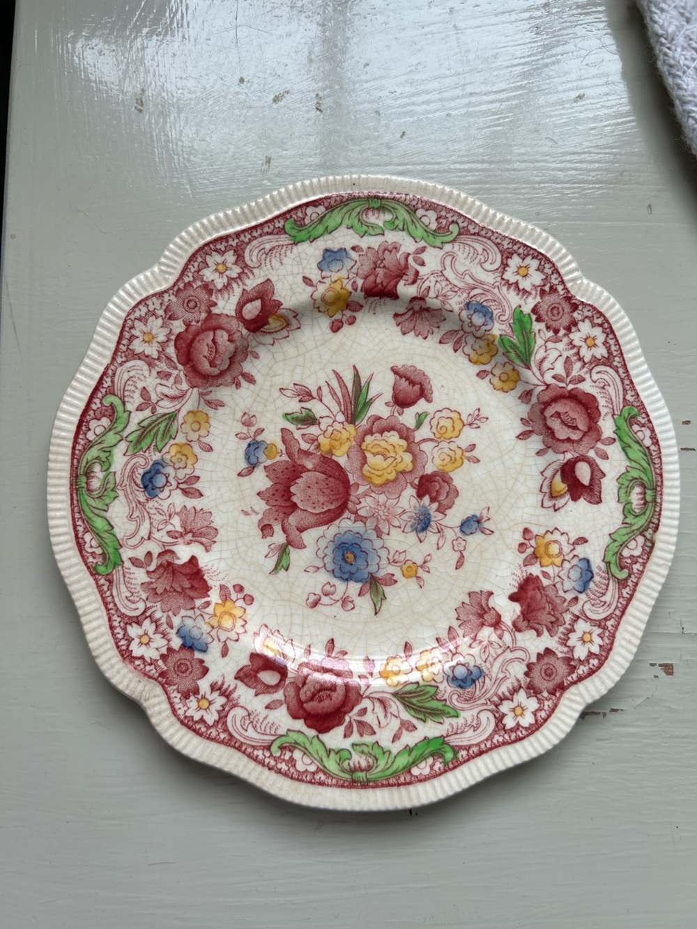 Johnson Brothers Dorchester Floral Scalloped Ceramic Plate Vintage England 6”